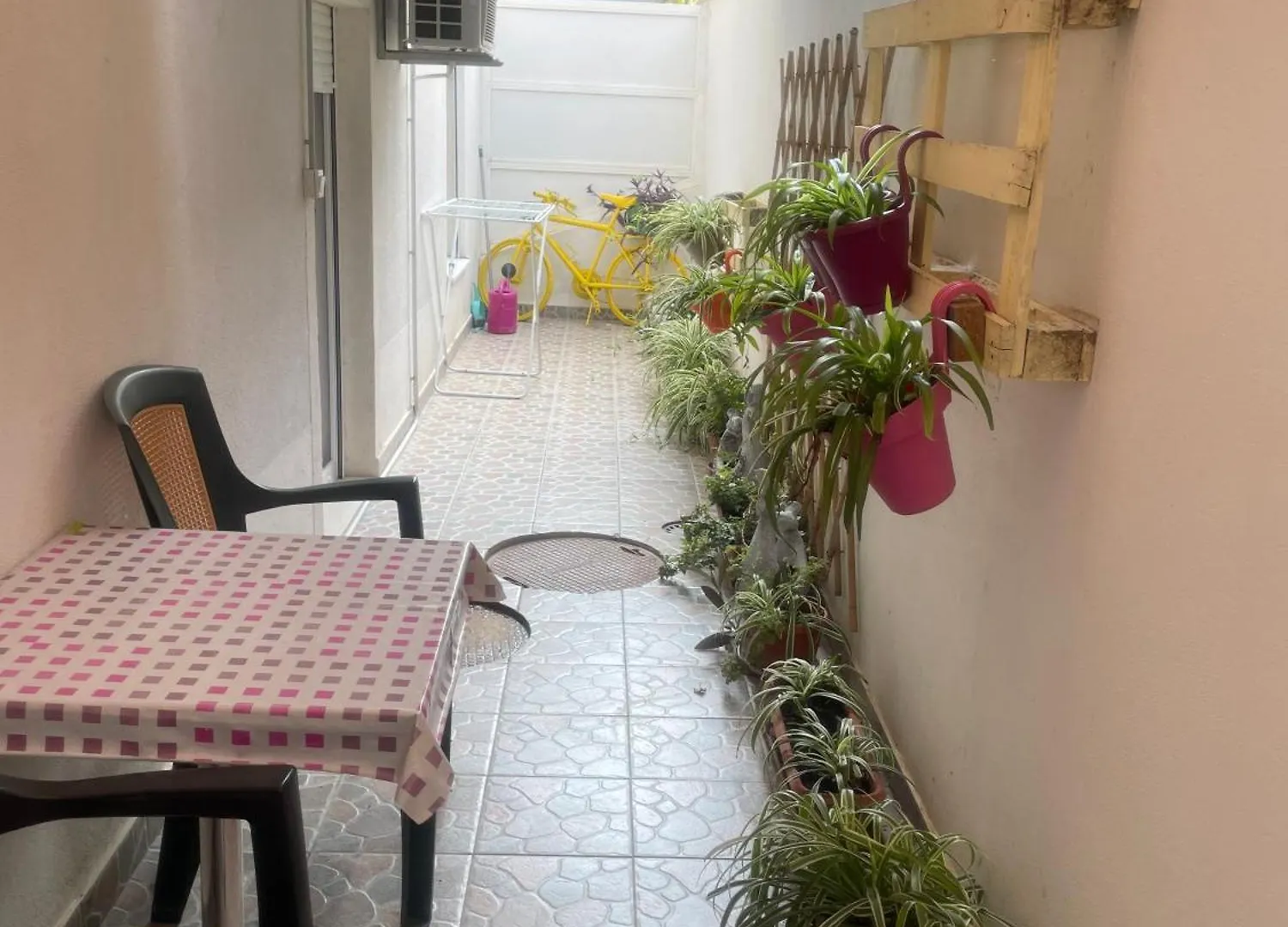 Apartments Znjan Split