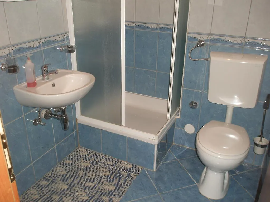 Apartments Znjan Split 3*,