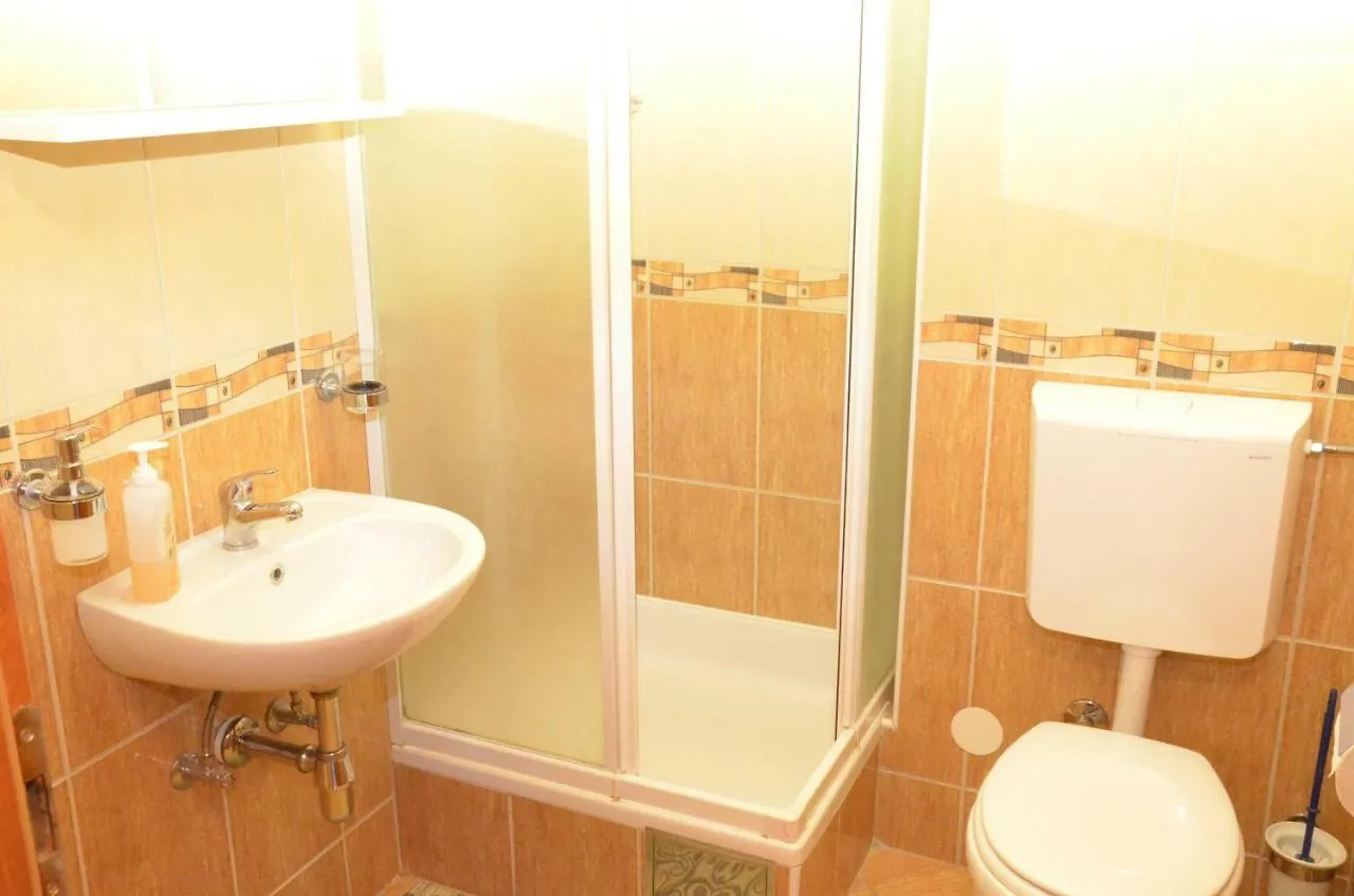 Guest house Apartments Znjan Split